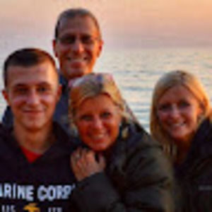 Meet your Posher, Debi